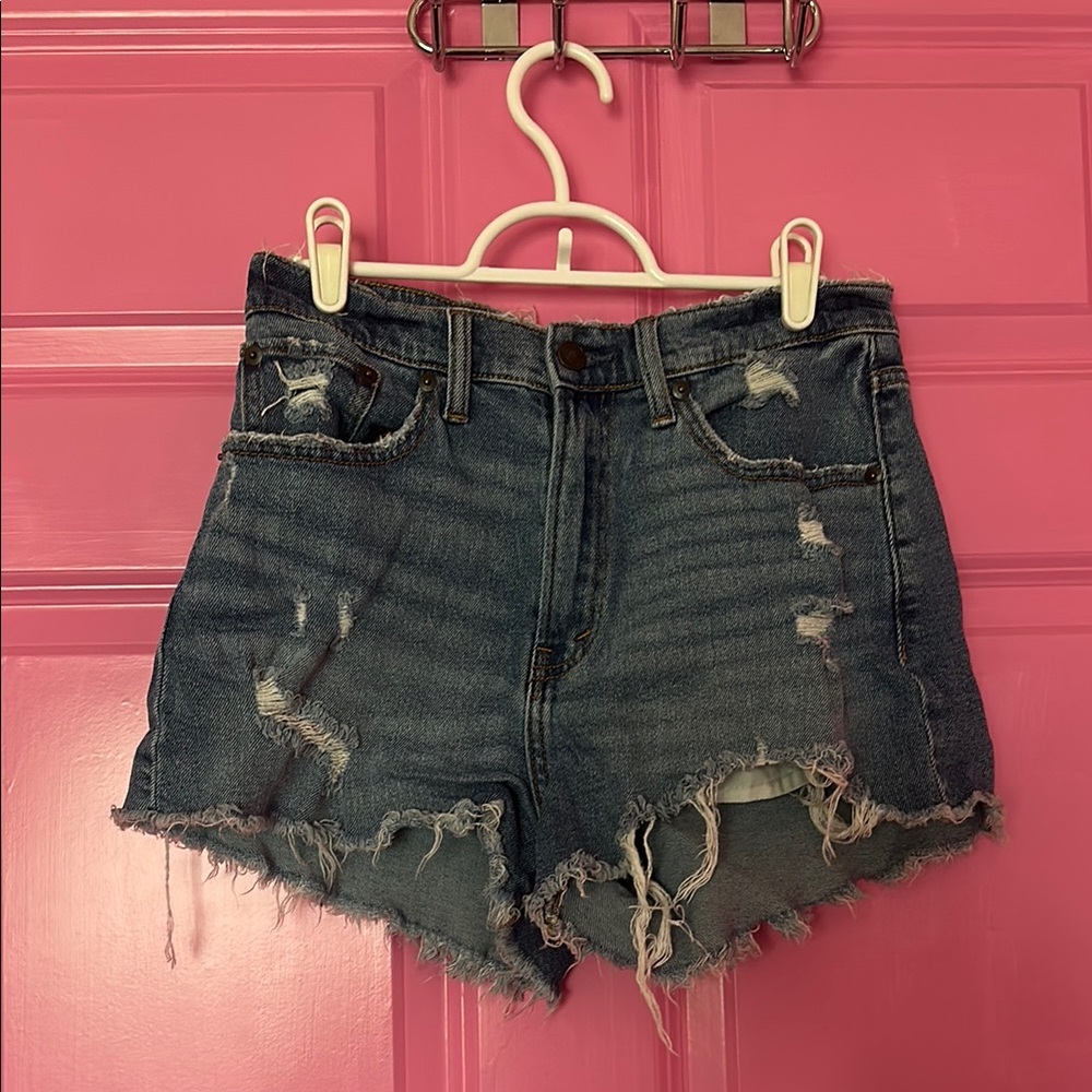 Abercrombie & Fitch Curve Love The Mom Short High Rise